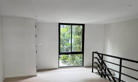 ขาย-ให้เช่าคอนโด - ขาย/ให้เช่า ถูกมาก!! ห้องชุดเพื่อการพาณิชย์ 64 ตร.ม. มีชั้นลอย คอนโดนิวครอส คูคตสเตชัน ติด BTS คูคต