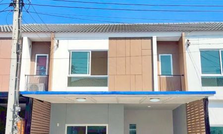 ขายทาวน์เฮาส์ - ขายถูก ทาวน์เฮ้าส์ หมู่บ้านเดอะคอนเนค 40 ติวานนท์-แจ้งวัฒนะ รีโนเวทใหม่ทั้งหลัง 4 นอน 2 น้ำ