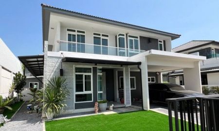 ให้เช่าบ้าน - บ้านเดี่ยวให้เช่า 4 ห้องนอน 5 ห้องน้ำ ติด รร.ราชวินิตบางแก้ว ไม่รับสัตว์เลี้ยงและผู่เช่าที่สูบบุหรี่