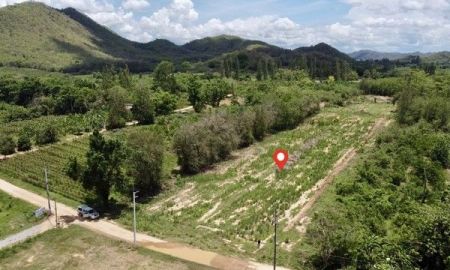 ขายที่ดิน - ขายที่ดินแก่งกระจาน เพชรบุรี 6-2-92 ไร่ วิวเขา มีแนววางท่อสูบน้ำจากแม่น้ำใช้ได้ตลอดปี น้ำไฟครบ มีเพื่อนบ้าน ไม่เปลี่ยว เหมาะทำบ้านสวน