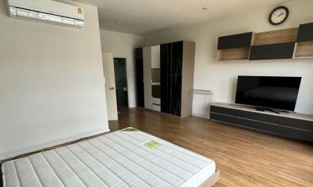 ให้เช่าทาวน์เฮาส์ - ให้เช่า ทาวน์โฮม 3 ชั้น บ้านกลางเมือง พระราม 9 กรุงเทพกรีฑา ทาวน์โฮมพร้อมอยู่ เฟอร์นิเจอร์ครบ