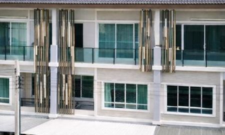 ให้เช่าทาวน์เฮาส์ - ถ.แจ้งวัฒนะ ใกล้ อิมแพ็ค เมืองทองธานี 400ม. ทาวน์โฮม 3 ชั้น 20 ตร.วา.240 ตร.ม. ม.สุโขทัยธรรมาธิราช