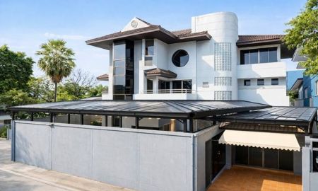 ให้เช่าอาคารพาณิชย์ / สำนักงาน - เหม่งจ๋าย ประชาอุทิศ อาคารสำนักงาน 3.5 ชั้น 500 ตร.ม 8นอน 6น้ำ เซ็นทรัล พระราม 9 4.5 กม.ฟอร์จูนทาวน์