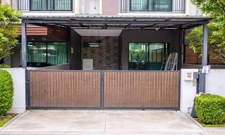 ให้เช่าทาวน์เฮาส์ - รร.พระหฤทัยดอนเมือง 900 ม. 19ตร.ว. เทิดราชัน-ดอนเมือง แอร์3 หลังสุดท้ายในโครงการ ทาวน์โฮม 2ชั้น 3นอน152ตร.ม. ใกล้ตลาดใหม่ดอนเมือง 1.5 กม.