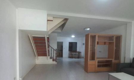 ขาย-ให้เช่าทาวน์เฮาส์ - ให้เช่า / ขาย ทาวน์โฮม 3 ชั้น บ้านกลางเมือง พระรามเก้า 43 ใกล้ห้าง The Nine ขนาด 20 ตารางวา 3 ห้องนอน แขวงสวนหลวง เขตสวนหลวง กรุงเทพมหานคร