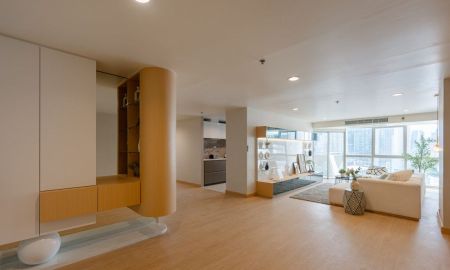 ขายคอนโด - ขายคอนโดรีโนเวทใหม่ 144 ตรม. The Waterford Diamond (Phrom Phong) ถนนสุขุมวิท 30/1 ใกล้ BTS พร้อมพงษ์ และ BTS ทองหล่อ เขตคลองเตย กรุงเทพ