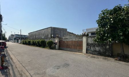 ขายโรงงาน / โกดัง - ขายที่ดินพร้อมสิ่งปลูกสร้าง ,อาคารโรงงาน ,อาคารสำนักงาน 2 หลัง ในซอยเพชรเกษม 41 ถนนเพชรเกษม ตำบลบางแค เขตภาษีเจริญ กทม.