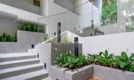 ขาย-ให้เช่าคอนโด - ขายคอนโด ESQUE Sukhumvit 101/1 (เอสคิว สุขุมวิท 101/1) คอนโด Low-Rise ออกแบบเพื่อความเป็นส่วนตัวเหนือระดับ ในราคาที่จับต้องได้ (ไม่มีห้องฝั่งตรงข้าม)