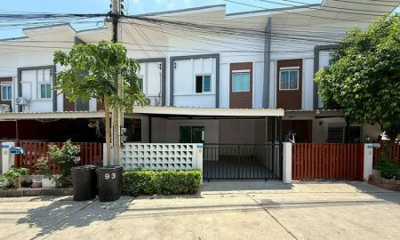 ขายทาวน์เฮาส์ - ขายทาวน์โฮม 2 ชั้น รีโรเวทใหม่ โซนพัทยา บางละมุง ชลบุรี