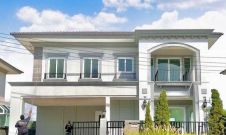 ให้เช่าบ้าน - ทำเลทอง! 2 นาทีถึงทางด่วน 15 นาทีถึงดอนเมือง ให้เช่าบ้านแกรนดิโอ ไซส์ใหญ่ 4 นอน ฟังก์ชันครบ ฟรี WiFi และบริการล้างแอร์ตลอดสัญญา