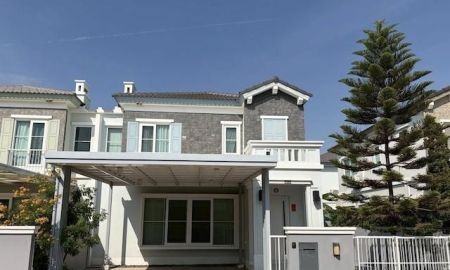 ให้เช่าบ้าน - บ้านสไตล์ฝรั่งเศสสุดคิวท์! เช่า Anya บางนา-รามคำแหง 2 เฟอร์ฯ ครบ พร้อมห้องทำงานส่วนตัว ใกล้ Mega Bangna