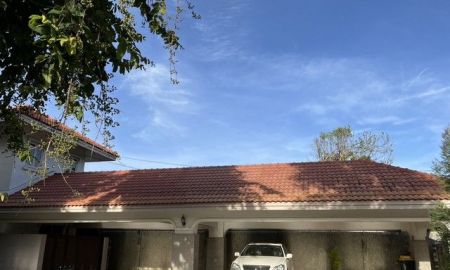 ขายบ้าน - บ้านเดี่ยวขนาดใหญ่ หมู่บ้านเมืองเอก ทำเลศักยภาพ ติดน้ำ 2 ด้าน บรรยากาศร่มรื่นเป็นส่วนตัวสูง