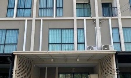 ให้เช่าทาวน์เฮาส์ - ให้เช่าทาวโฮม3 ชั้น โครงการพาทิโอศรีนครินทร์- พระราม 9ใกล้ รร. นานาชาติเวลลิงตันถนน. กรุงเทพกรีฑา ย่านกรุงเทพกรีฑา, หัวหมาก, ศรีนครินทร์