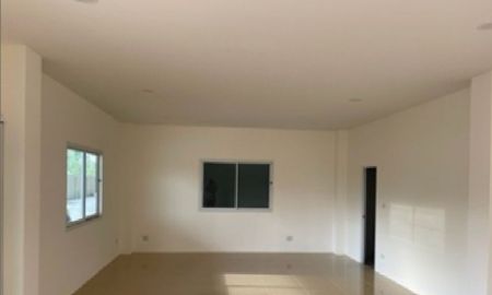 ให้เช่าโรงงาน / โกดัง - ให้เช่า โกดังพร้อมสำนักงาน / ทำเล ริมถนนเลียบวงแหวน-ประชาอุทิศ-พระราม 2 / พื้นที่ใช้สอย 540 ตารางเมตร