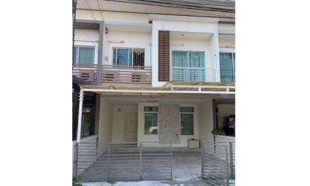 ให้เช่าทาวน์เฮาส์ - หมู่บ้านฮาบิทาวน์ วัชรพล ให้เช่าทาวน์โฮม 2 ชั้น 25 ตารางวา 3 นอน 2 น้ำ ถนนเมนติดสวน ใกล้ทางด่วน