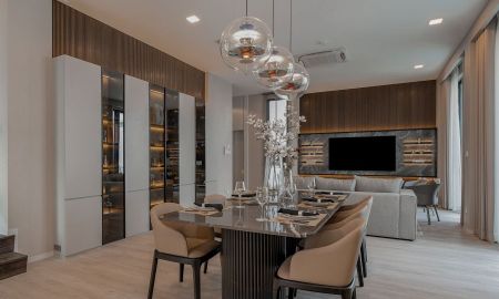 ขาย-ให้เช่าบ้าน - ขาย/ให้เช่าบ้านหรู Vive 2 กรุงเทพกรีฑา บนถนนกรุงเทพกรีฑา