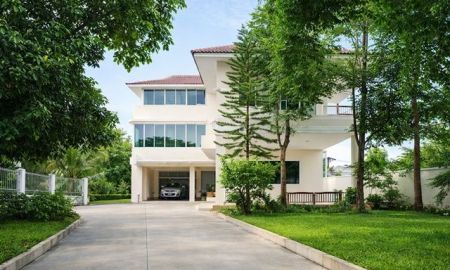 ให้เช่าบ้าน - บ้าน 3 ชั้น ฟังก์ชันครบ 7นอน 9น้ำ วัชรพล 2 กม. รามอินทรา35-41 MRTรามอินทรากม.4 600ม. ตลาดรามอินทรา 800 ม. 95ตร.ว. 540ตร.ม.