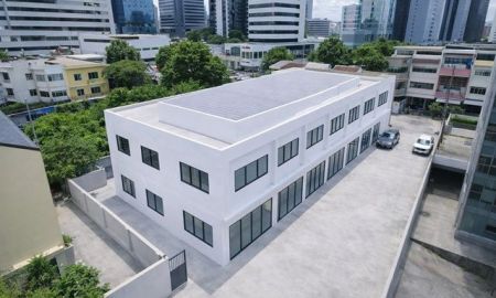 ให้เช่าอาคารพาณิชย์ / สำนักงาน - เกือบครึ่งไร่ 160ตร.วา BTSสุรศักดิ์ 199ม. โรงเรียนกรุงเทพคริสเตียน Showrooms 6คูหา 4นอน 4น้ำ จอดรถ8คัน เดอะ แบงค็อก สาทร