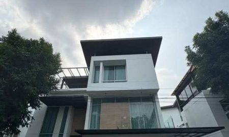 ให้เช่าบ้าน - ให้เช่า บ้านเดี่ยว 3 ชั้น โครงการ เนอวานา บิยอนด์ ไลท์ ซ. กรุงเทพกรีฑรา 32 ใกล้โรงเรียน เวลลิงตันคอลเลจ ติด แอรพอตลิ้งค์ ภายใน buitin ราคา 60,000 บาท/