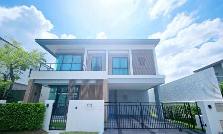 ขาย-ให้เช่าบ้าน - บางกอก บูเลอวาร์ด บางนา-กม.5 (Bangkok Boulevard Bangna-km5) ขนาด 53.2 ตารางวา 4 ห้องนอน พร้อมเข้าอยู่ ตำบลบางแก้ว อำเภอบางพลี จังหวัดสมุทรปราการ