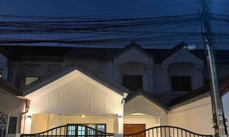 ขายทาวน์เฮาส์ - ขายทาวน์โฮม 2 ชั้น บ้านสวยริมสวน 2 ห้องนอน 2 ห้องน้ำ