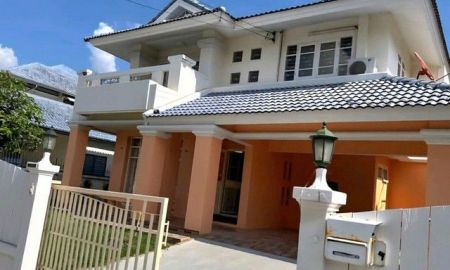 ให้เช่าบ้าน - บ้านเดี่ยว 2ชั้นให้เช่า รีโนเวทใหม่ อยู่ถนน รามคำแหง164 ใกล้วัดตลาดน้ำขวัญเรียม