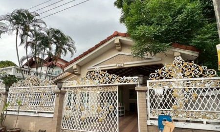 ให้เช่าบ้าน - ให้เช่าบ้านเดี่ยว 4 ห้องนอน 3 ห้องน้ำ มีเฟอร์นิเจอร์ครบ มีเเอร์ครบ หมู่บ้านสินธนา 6 นวลจันทร์50