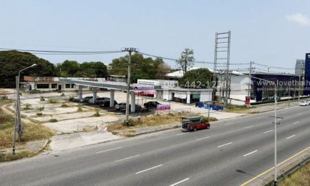 ขายที่ดิน - ขายที่ดินติดถนนสุขุมวิท ตรงข้ามบิ๊กซี ชลบุรี พื้นที่ 29 ไร่ 95 ตรว. ที่สุดของทำเลธุรกิจ ขายเพียง 60,000 บาท/ตรว.เท่านั้น ใกล้หาดบางแสน ทำเลดี ราคาโดน