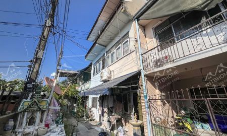 ขายทาวน์เฮาส์ - ทาวน์โฮม 2 ชั้นครึ่ง ซอยจรัญสนิทวงศ์ 79 บางพลัด ทำเลดีใกล้ MRT