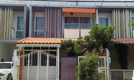 ขายทาวน์เฮาส์ - ขายด่วน ทาวเฮ้าส์ราคาถูกมาก ทำเลดีเยี่ยม หมู่บ้านพฤกษาพรีเว่ เลียบด่วน-เกษตรนวมินทร์