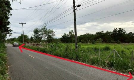 ขายที่ดิน - ขายที่ดิน 5ไร่45ตรว. 1.99ลบ. ติดถนน2เลน น้ำประปา ไฟฟ้า บ่อน้ำ บ้านวังธารทอง ต.ดอยหล่อ อ.ดอยหล่อ เชียงใหม่