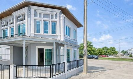ให้เช่าทาวน์เฮาส์ - ใกล้BTS สำโรง 1.1 กม.ลาซาล ทำเลสุขุมวิท 113 บ้านมุม 17 ตร.ว.132 ตร.ม. อิมพีเรียลเวิลด์ สำโรง ทาวน์โฮม 3 นอน 2 น้ำ