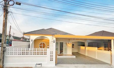 ขายบ้าน - ขายบ้านเดี่ยวหลังมุม มบ.คลาสสิคโฮม 2 ไร่กล้วย ศรีราชา ชลบุรี