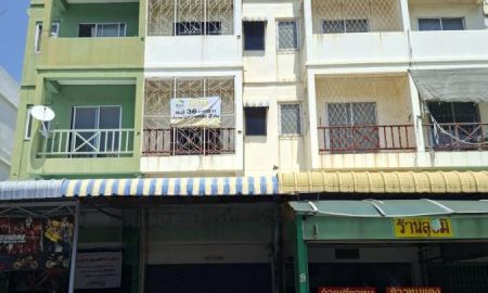 ขายอาคารพาณิชย์ / สำนักงาน - ขายอาคารพาณิชย์ 4 ชั้น มีชั้นลอย 36 วา ติดถนนวัชรพล เขตสายไหม กทม.