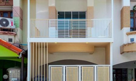 ขายทาวน์เฮาส์ - ทาวน์เฮ้าส์ทำเลทอง หมู่บ้านนันทิชา 1 ถนนบางกรวย-ไทรน้อย ฟรีโอน