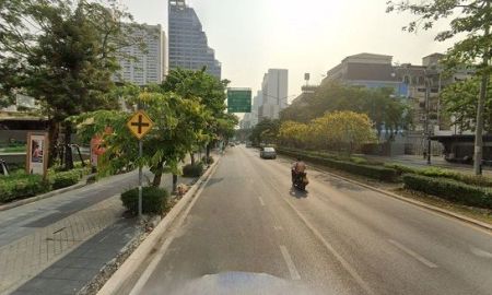 ขายที่ดิน - ขายตึกสำนักงาน 7 ชั้น พร้อมลิฟต์ ติดถนนสีลม ใกล้ BTS ศาลาแดง