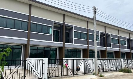 ขายทาวน์เฮาส์ - ขายด่วนบ้านใหม่พร้อมอยู่ (โครงการบ้านสวยนครชัยศรี) ทาวน์เฮ้าส์ 2 ชั้น 3 ห้องนอน 2 ห้องน้ำ สวยพร้อมอยู่