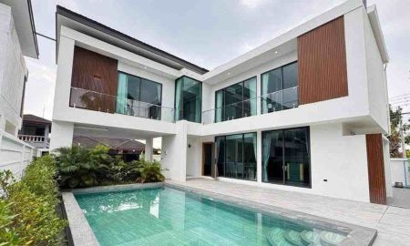 ขายบ้าน - ขายบ้านเดี่ยวพลูวิลล่า 2 ชั้น สร้างใหม่ ซอยสยามคันทรีคลับ