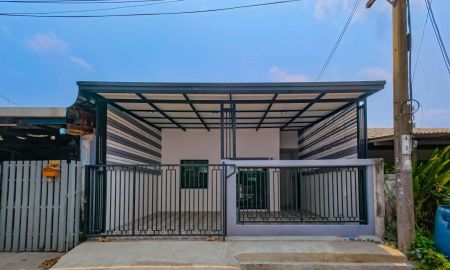 ขายบ้าน - ขายบ้านเดี่ยว 1 ชั้น หมู่บ้านเคหะธานี 4 ทำเลดี ถนนราษฎร์พัฒนา (ซอยมิสทีน) เข้า-ออกสะดวก แหล่งชุมชน ใกล้รถไฟฟ้าสายสีส้ม