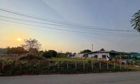 ขายที่ดิน - ขายที่ดินโป่ง พัทยา 204 ตรว. ติดถนนคอนกรีต ใกล้อ่างมาบประชัน-1กม. อ.บางละมุง ชลบุรี