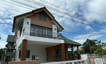 ให้เช่าบ้าน - ให้เช่าบ้านเดี่ยว 2 ชั้น มบ.คันทรีโฮม ขนาด80ตรว 3นอน หลังมุม มีเนื้อที่เยอะ ใกล้เจพาร์คศรีราชา ชลบุรี