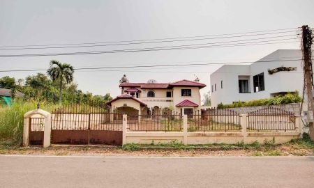 ขายบ้าน - ขาย บ้านสองชั้น 198.6 ตร.ว. เหมาะสำหรับสายรีโนเวท ต.ป่าแดด อ.เมือง จ.เชียงใหม่