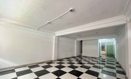 ขายอาคารพาณิชย์ / สำนักงาน - ขายอาคารพาณิชย์ ถนนสุรวงศ์ ซอยอนุมานราชธน ขนาด 20 ตร.ว. พื้นที่ใช้สอย 560 ตร.ม. ใกล้ BTS ศาลาแดง และ ช่องนนทรี มีลิฟต์ ขาย 30,000,000 บาท