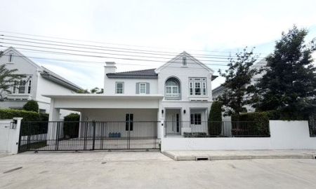 ให้เช่าบ้าน - ให้เช่า] หมู่บ้าน วิลลาจจิโอ 3 ศรีนครินทร์ - บางนา / 4 ห้องนอน 5 ห้องน้ำ / 75 ตรว. 225 ตรม. **110,000**