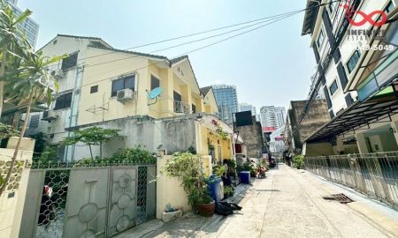 ขายบ้าน - ขายกิจการเกสต์เฮาส์ 3ชั้น ห้องพัก 10 ห้อง สุขุมวิท 22 คลองเตย ใกล้ BTS พร้อมพงษ์