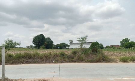 ขายที่ดิน - ขายที่ดินบึง 5 ไร่ ชุมชนตลาดข๊ง ติดถนนคอนกรีต ใกล้นิคมปิ่นทอง1-10กม. อ.ศรีราชา จ.ชลบุรี