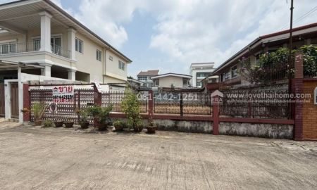 ขายที่ดิน - ขายที่ดินถนนพระราม9 ซอย43 หมู่บ้านเสรี4 ซอย7 พื้นที่ 63 ตรว.ขายเพียง 180,000 บาท/ตรว. ห่างจากถนนพระราม9 เพียงแค่500เมตร หาราเท่านี้ไม่มีอีกแล้ว