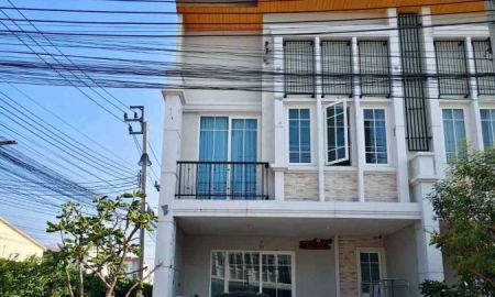 ขายบ้าน - ขายทาวน์โฮม โกลเด้นทาวน์ บางนา-สวนหลวง หลังมุม