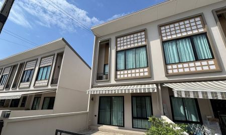 ให้เช่าทาวน์เฮาส์ - ทาวน์โฮม ให้เช่า ใกล้ทางด่วน จตุโชติ หลังมุม