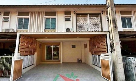 ขายทาวน์เฮาส์ - ขายทาวน์โฮม20.1ตรว. 4นอน 3น้ำ ม.ไอลีฟ ทาวน์ รังสิต-คลอง3 รีโนเวทใหม่ทั้งหลัง แต่งสวยมาก